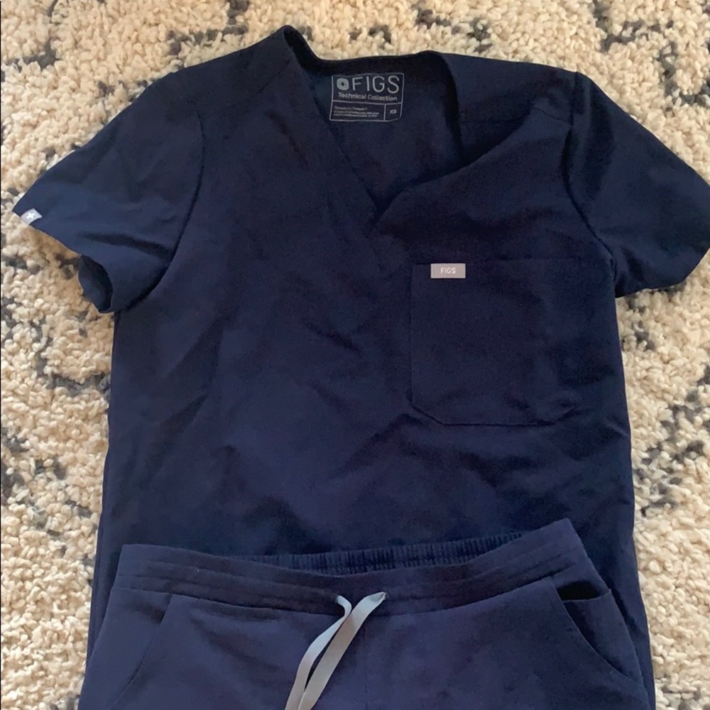 FIGS scrubs